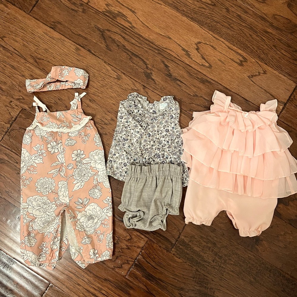 Baby Girl Bundle of 2 Jumpsuits and 1 Matching Set Size 0-3 months